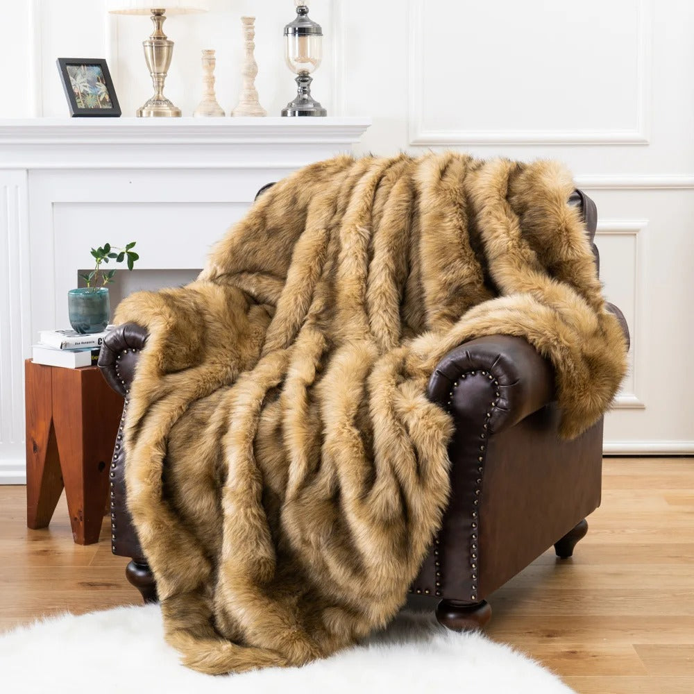 Luxurious Faux Fur Blanket - Ultimate Comfort and Elegance for your Home